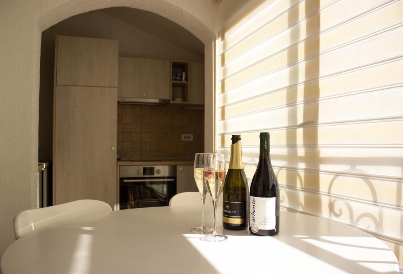Live By The Sea, Bijela Apartamento Rake Exterior foto