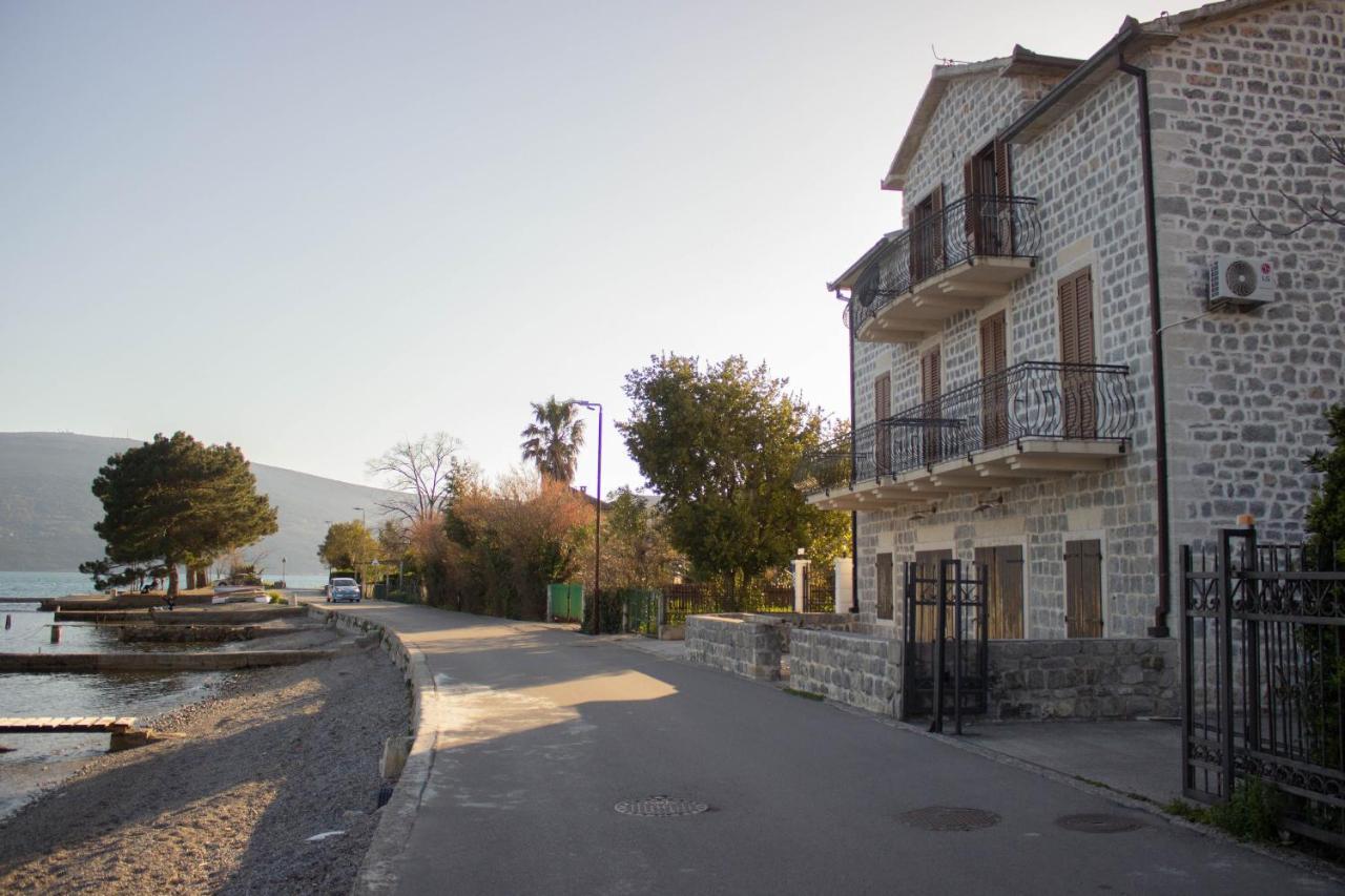 Live By The Sea, Bijela Apartamento Rake Exterior foto
