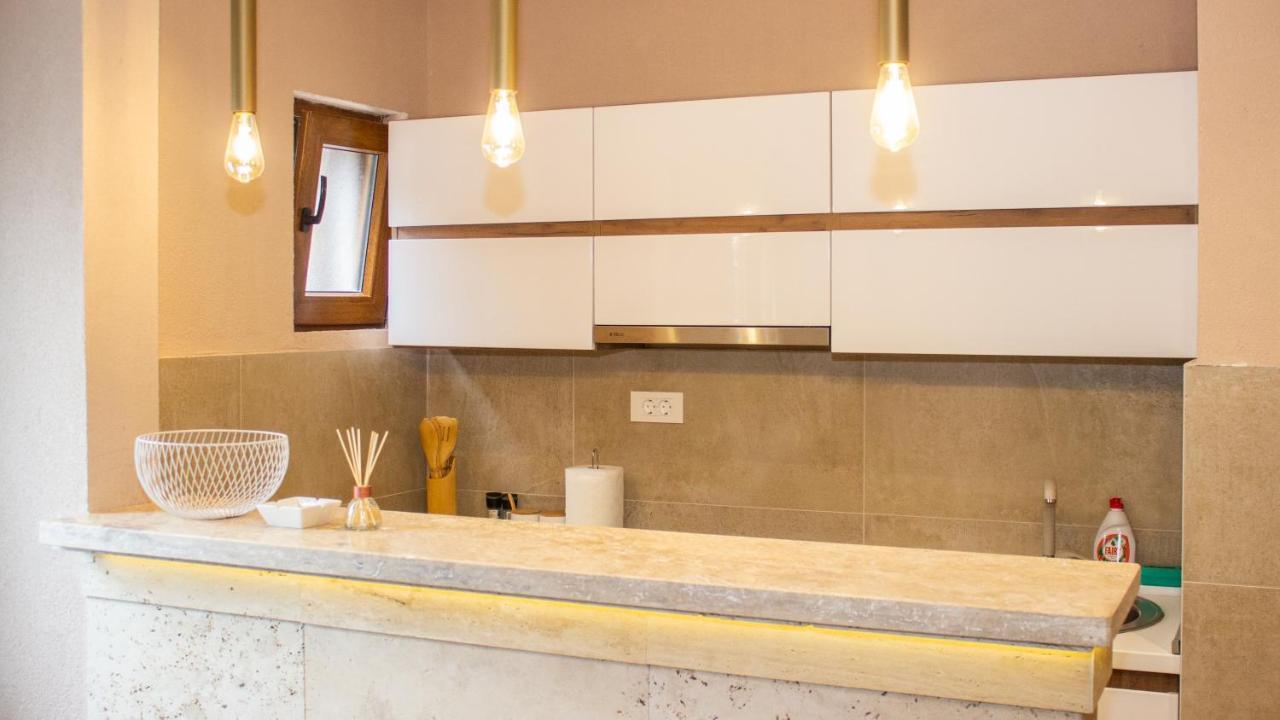 Live By The Sea, Bijela Apartamento Rake Exterior foto